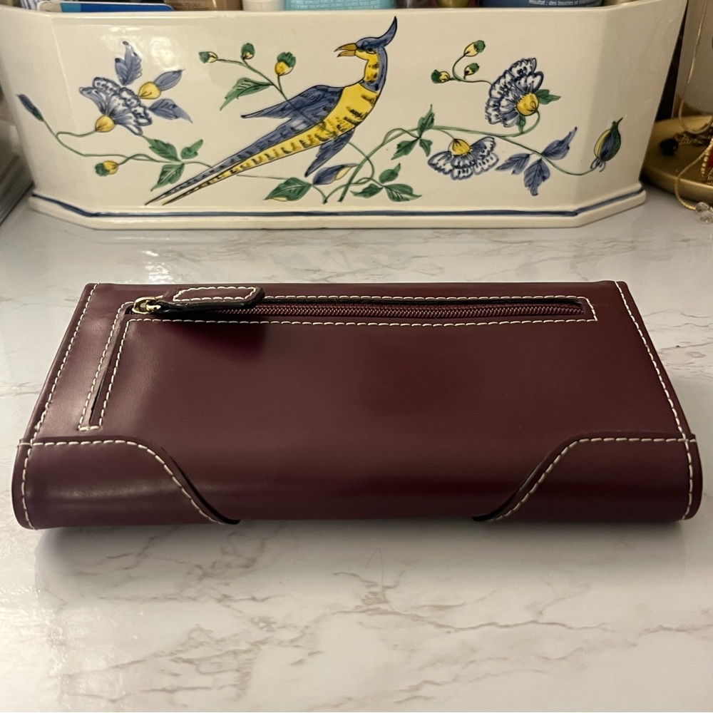 GUESS wallet - Picture 3 of 4